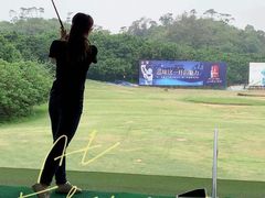 -麓湖高尔夫球俱乐部