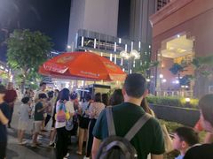 -詹爷爷乌节路街头冰淇淋