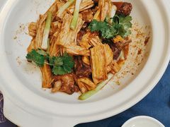 金佛山脆笋牛腩-院8里·少城记忆老川菜(宽窄巷子店)