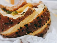 重磅猪肘堡-麦当劳(世界城广场店)