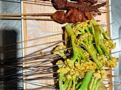 -绿地三只羊羊肉串(万科店)