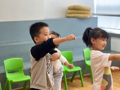 -蓝话筒·少儿成人演讲口才·主持朗诵·戏剧表演(大华第一坊店)