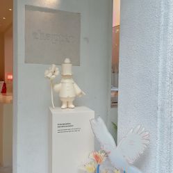 -SALON DE VANHADA