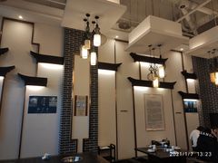 大堂-仁虎老火锅(黄泥磅店)