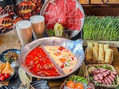 -湊湊火锅·茶憩(南京东路悦荟店)