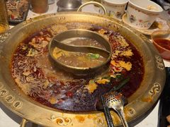 -哥老官重庆美蛙鱼头(西湖银泰十一哥店)