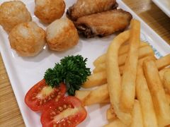 小食拼盘鸡翅薯条-转角遇到爱(江南西路店)
