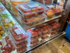 -周黑鸭(地铁虹桥火车站店)