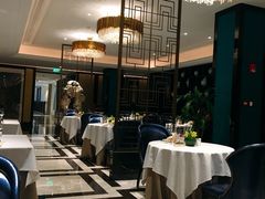 大堂-Yan Ting 宴庭中餐厅(上海静安瑞吉酒店)