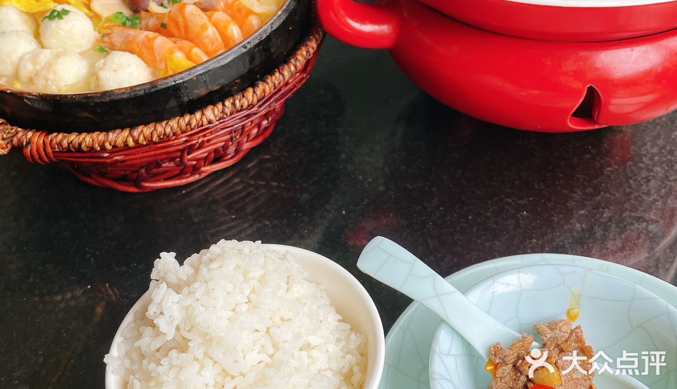 美食很地道的一家茶社