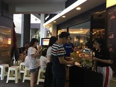 等位区-遇见西木美式餐厅(体育路店)