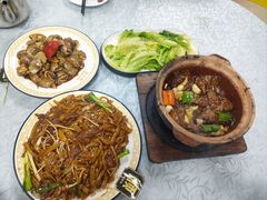 -天宝食坊·啫啫煲大排档(西华路店)