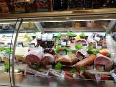 -Corner’s Deli每一角落精品超市(亚艺公园店)