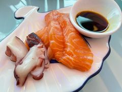 三文鱼刺身-亚洲国际大酒店·云顶阁旋转自助餐厅
