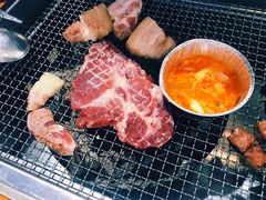-肉甲韩国木炭烤肉(新壹街1店)