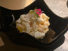 凤梨虾球-穹六人间 people 6(岳阳路店)