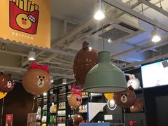 -LINE FRIENDS Garosu-gil Flagship Store