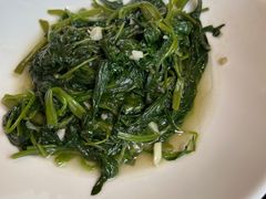 -鱼鲜饭香·招牌汽锅剁椒鱼头王