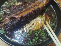 -小龙大肉面馆