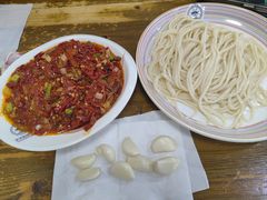 -歹歹的加个面过油肉拌面
