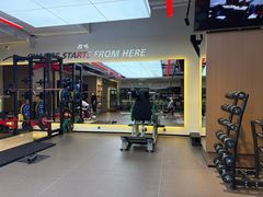 -威克健身游泳(万菱汇店)