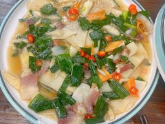 -民间瓦缸煨汤館(嵩山路店)