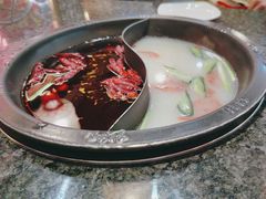 -井格重庆火锅(临平银泰城店)