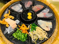 -老国贸云南传统过桥米线(滇池店)