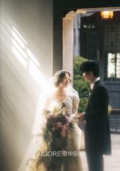 -雪中彩影婚纱摄影·微光艺术中心