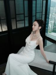 -纯色时光婚纱艺术馆WHITE