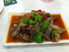 辣椒烧羊蹄-维吾尔餐厅(宜山路店)