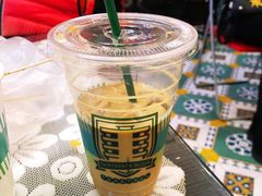 丝袜奶茶-香港十三座(宝山万达店)