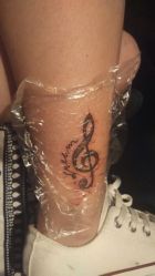 初次上药，还有点出血-汉刺青TATTOO STUDIO
