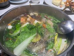 -菌之家·专业纯野生菌火锅·特色炒菌