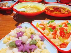 -老闵田螺馆·南昌市井菜·特色小吃(总店)