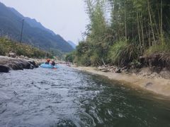 -龙井峡漂流