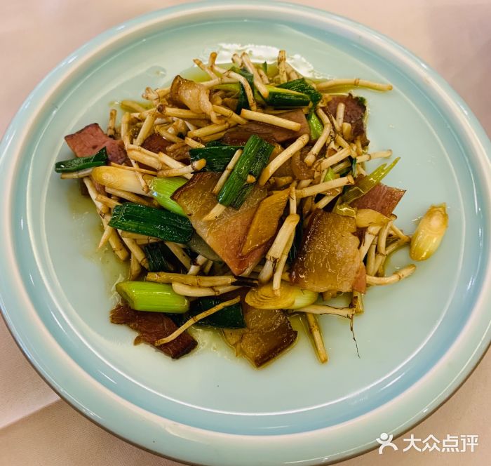 贵州大厦贵州厅折耳根炒腊肉图片