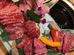 -炼火烤肉店