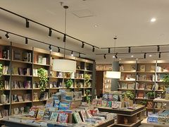 -魔方城市书房(中街益田店)