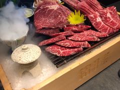 -铭牛烧肉·和牛海鲜自助(高新月牙湖店)