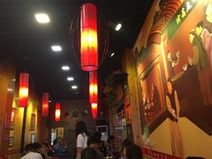 大堂-愉肴麻辣香锅(中山路店)