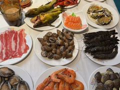 -领鲜活海鲜榴莲自助火锅(东门店)