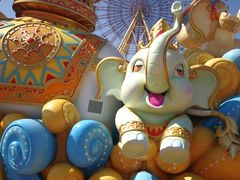 -七彩云南欢乐世界