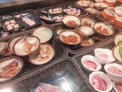-尚品海鲜肥牛自助火锅(湖明店)