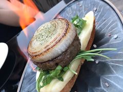 慢熟成牛肉烈酒开面汉堡-Lets burger非常汉堡·环球风味(蓝色港湾店)