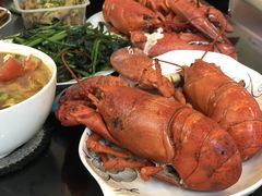 -黄记煌三汁焖锅(新佳丽江汉路店)