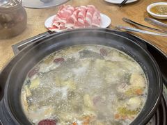 -濠轩阁特色生蚝火锅(水湾路店)