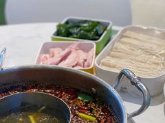 -蛙两只美蛙鱼头火锅(恒茂店)