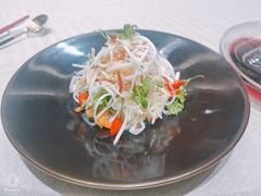 -品悦酒店(三林古镇店)