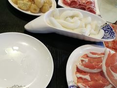 -楼外楼大刀肉传统火锅(西安大路店)